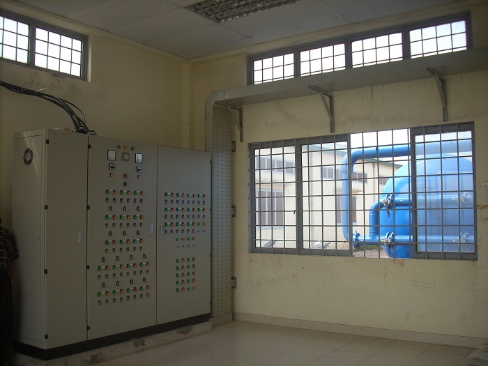 Tủ điện trạm xử lý nước - Công Ty TNHH Công Nghệ Nước Trong
